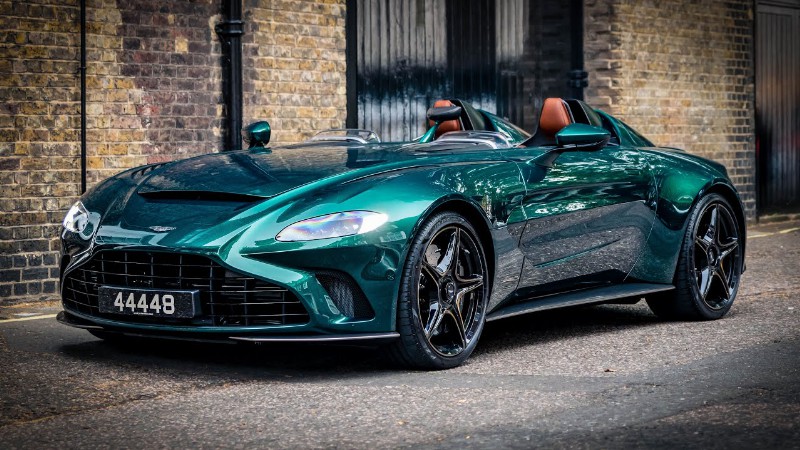 image 0 $1m Aston V12 Speedster Revs And Onboard Ride In London!!