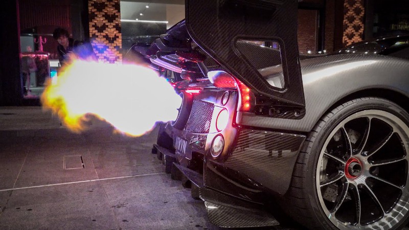 Pagani Zonda Oliver Roadster Huge Flames In London!!